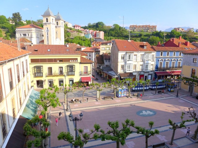 Ribadesella (Asturias) Ribadesella (Asturias)
