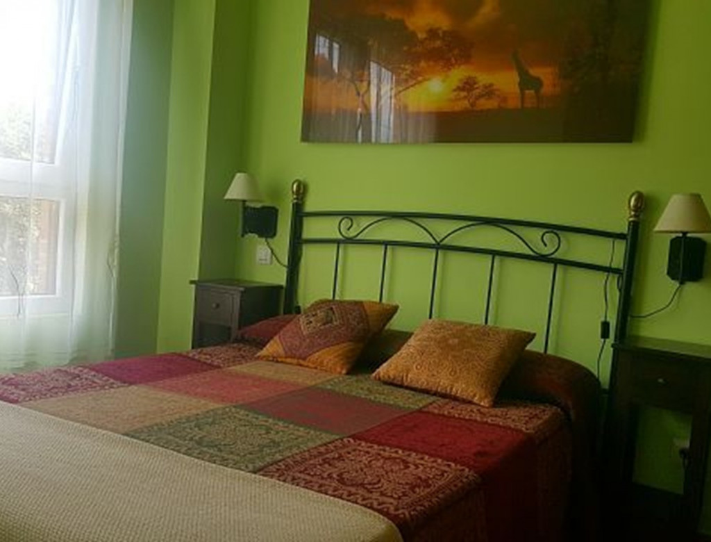 ORÑA002R