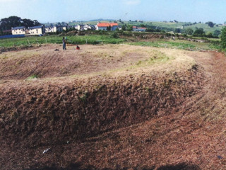 La Mota de Trespalacios; una fortificación medieval típica del norte de Europa La Mota de Trespalacios; una fortificación medieval típica del norte de Europa
