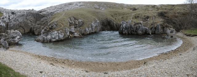 Playa de Cobijeru: Cómo llegar y dónde está su cueva