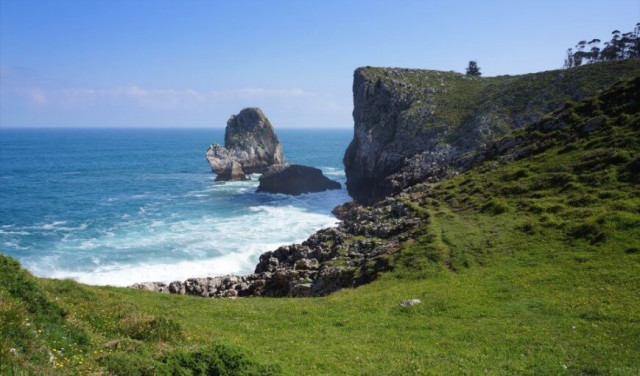 Los Acantilados del Infierno, una ruta para disfrutar de las mejores vistas de Ribadesella